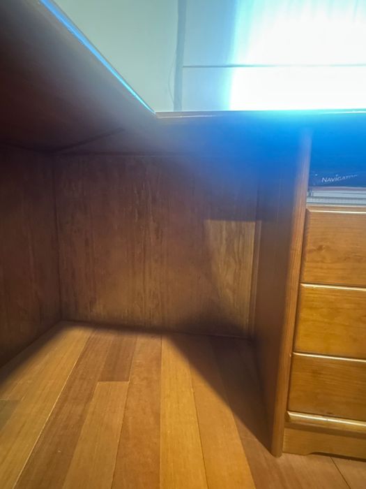 Secretaria em Madeira