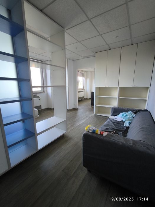 Estúdio Pontinha (Metro) Equipado e renovado