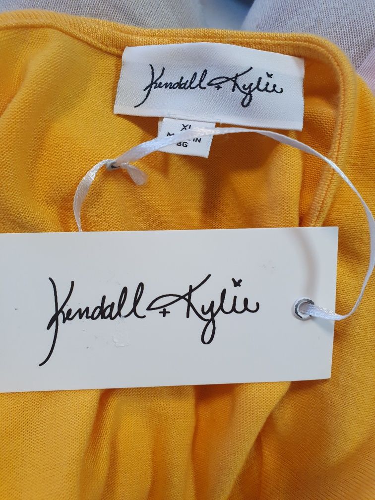 Swetr Kendall+Kylie  nowy