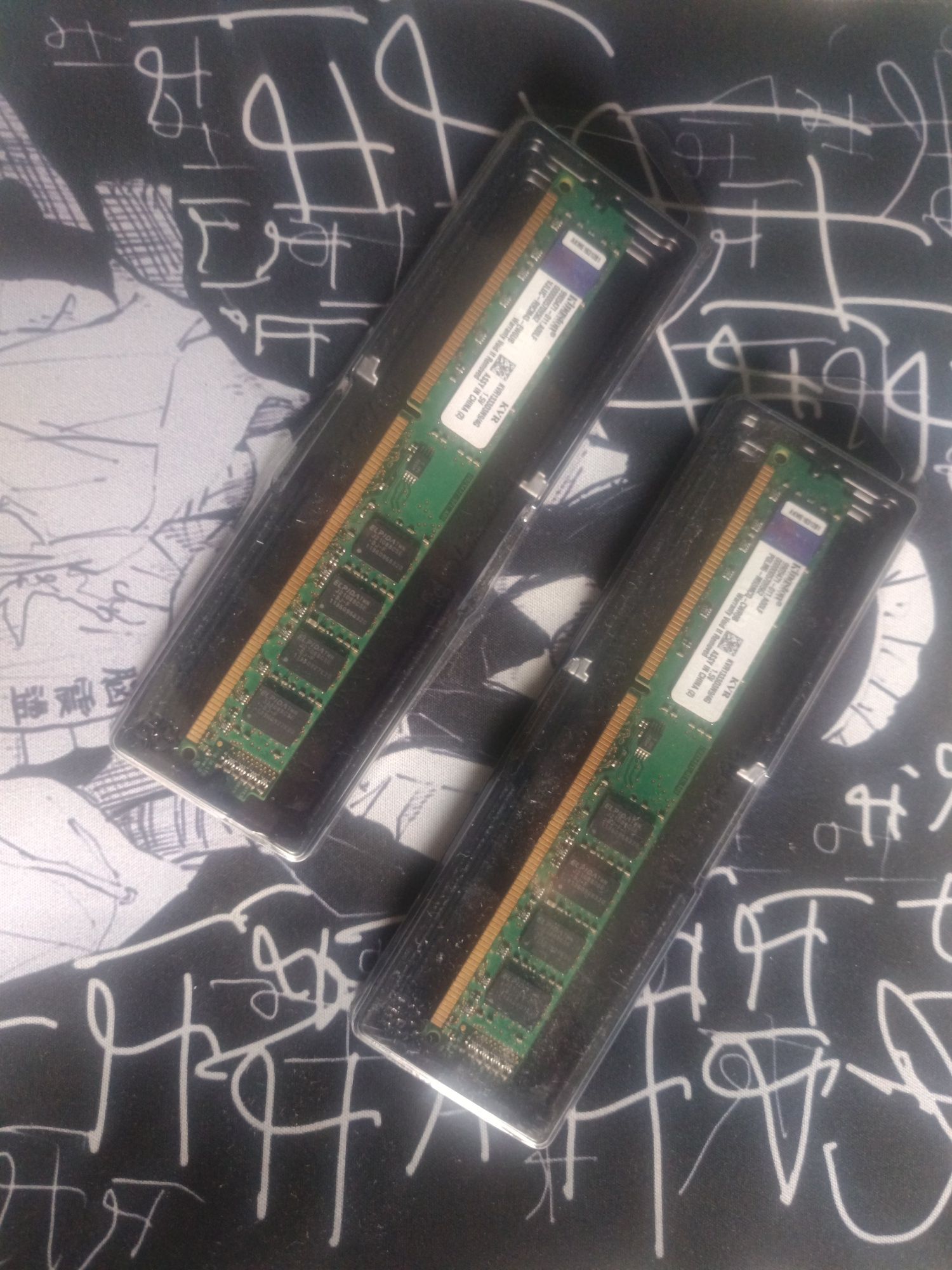 Pamięć RAM DDR3 x2 4gb (8gb