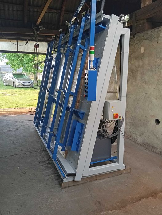 Prasa stolarska hydrauliczna