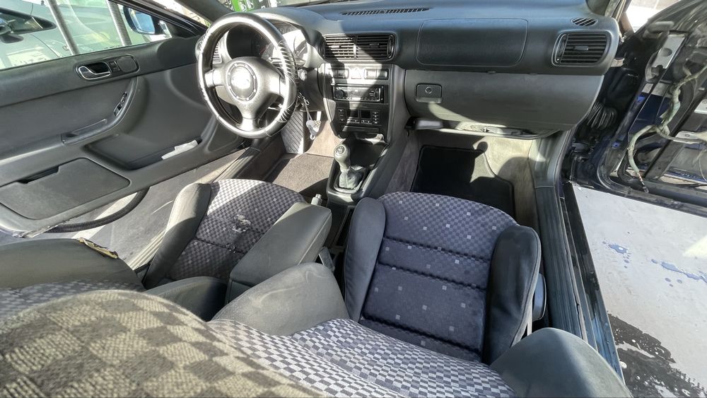 VENDO AUDI A3 100cv.