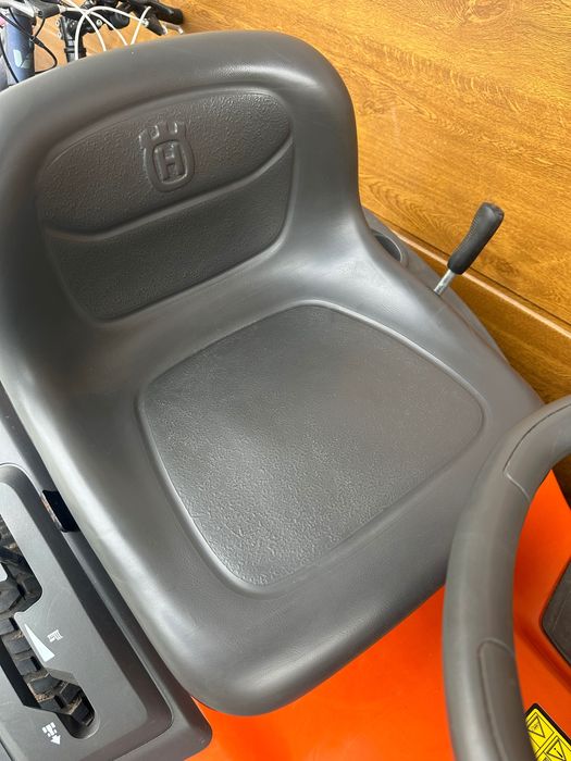 Kosiarka traktorek Husqvarna  90 Mth  2021 rok