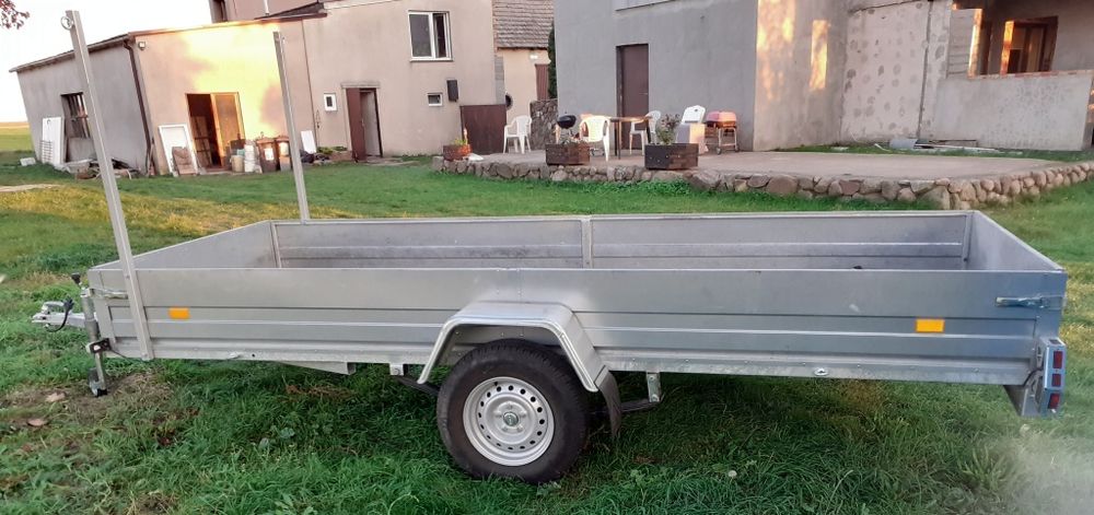 Przyczepka lekka