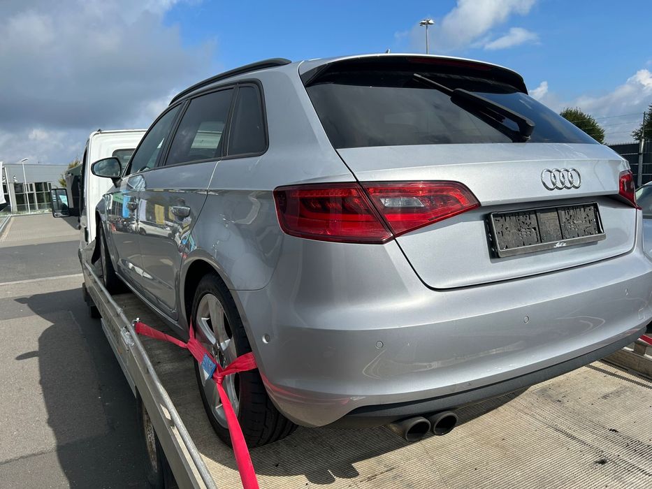 Audi A3 8V Sportback Części LZ7G