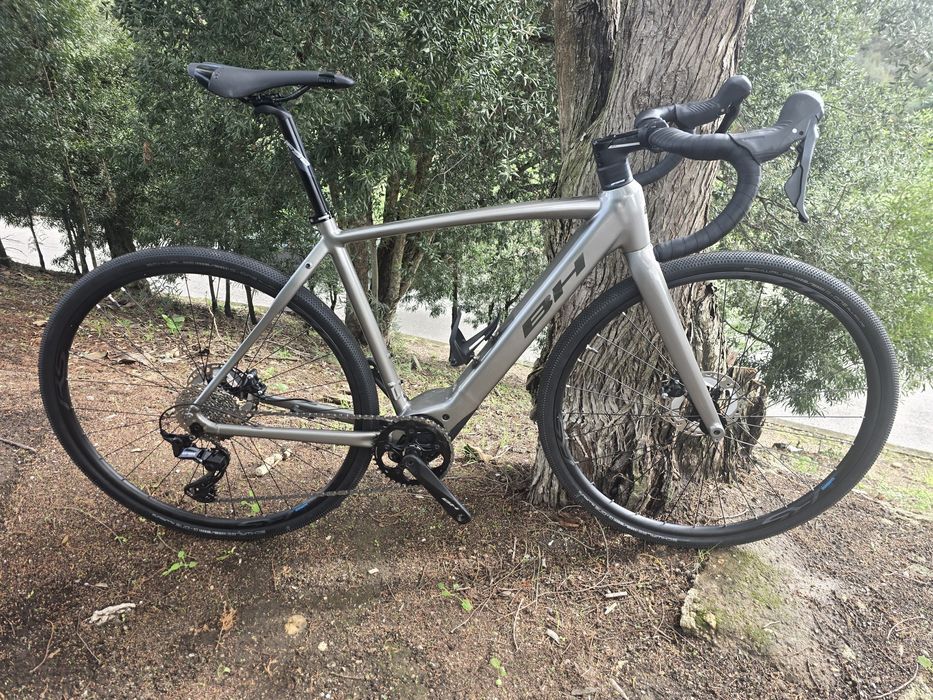 Bh gravel s eletrica de exposicao