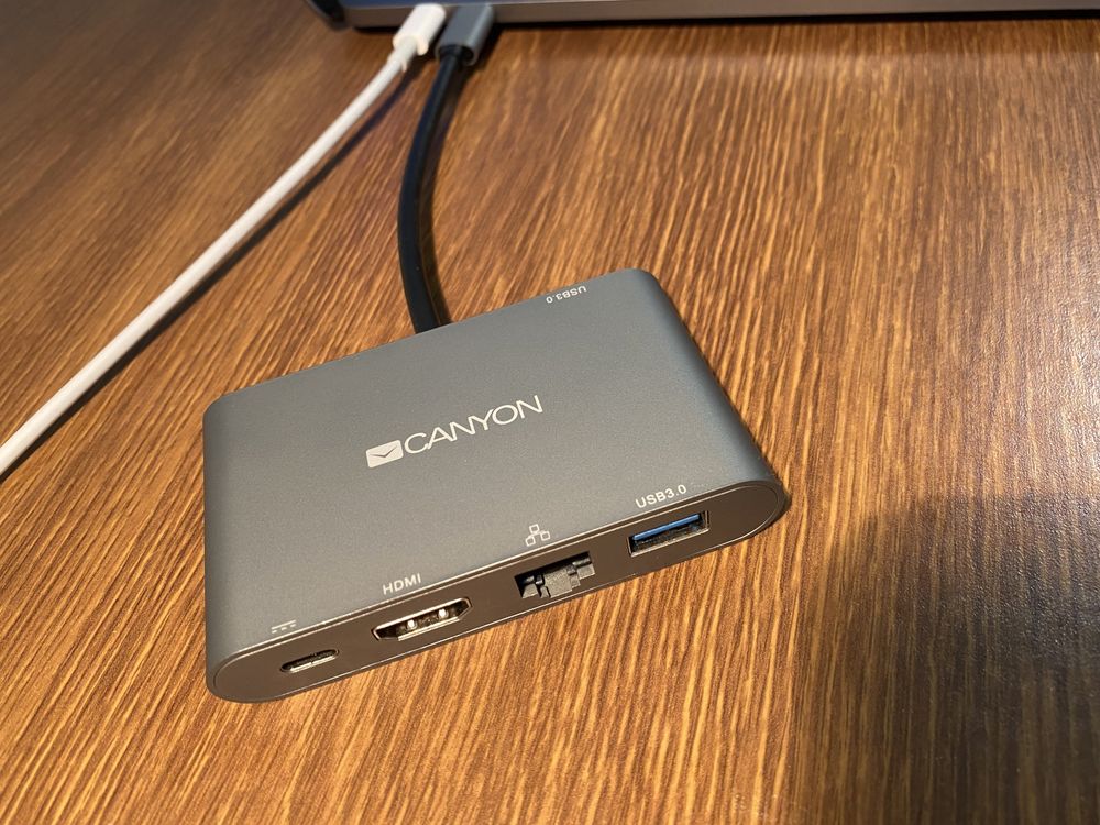 Продам USB-C Hub Canyon