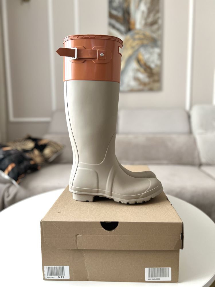 Wysokie dwu kolorowe beżowe kalosze, gumowce Hunter Color Block 39