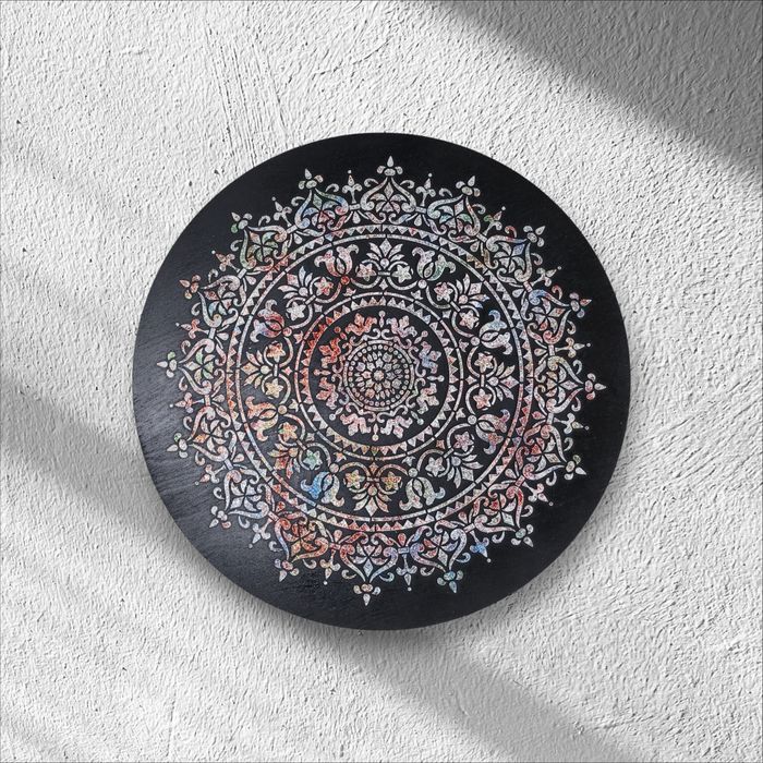 Mandala na drewnianym krążku średnica 40cm