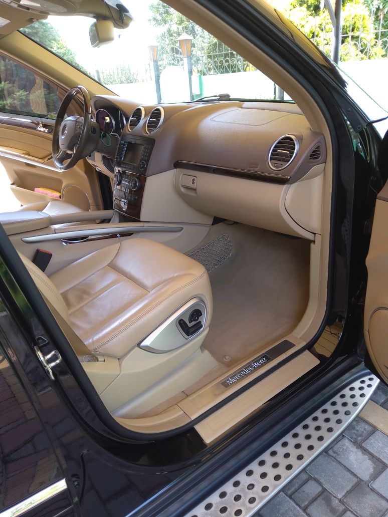 Продам  Мерседес Gl 164  2008 г.в