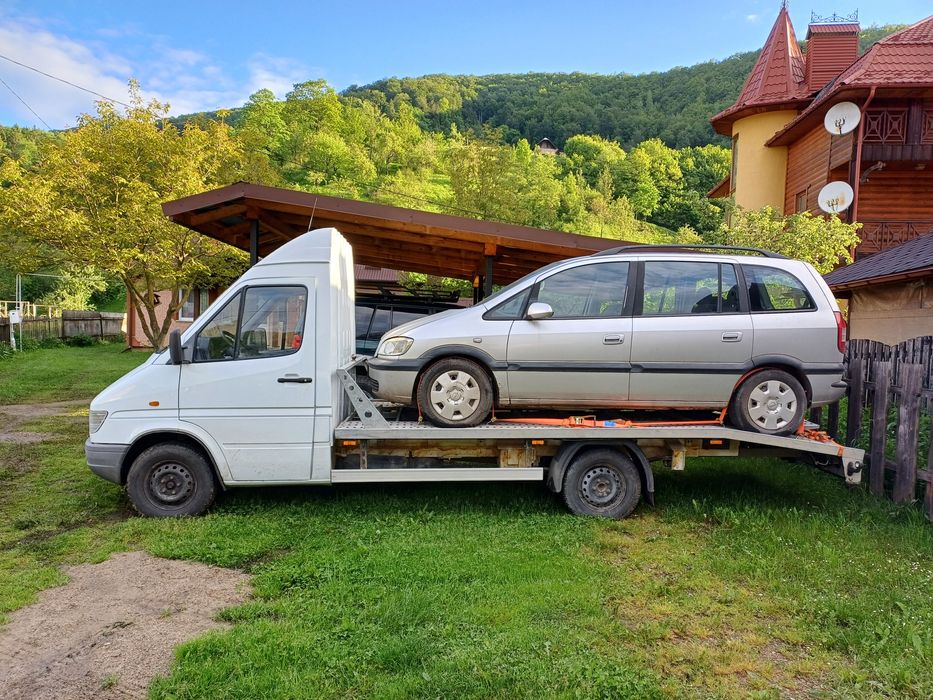 Послуги евакуатора 24/7 по Україні