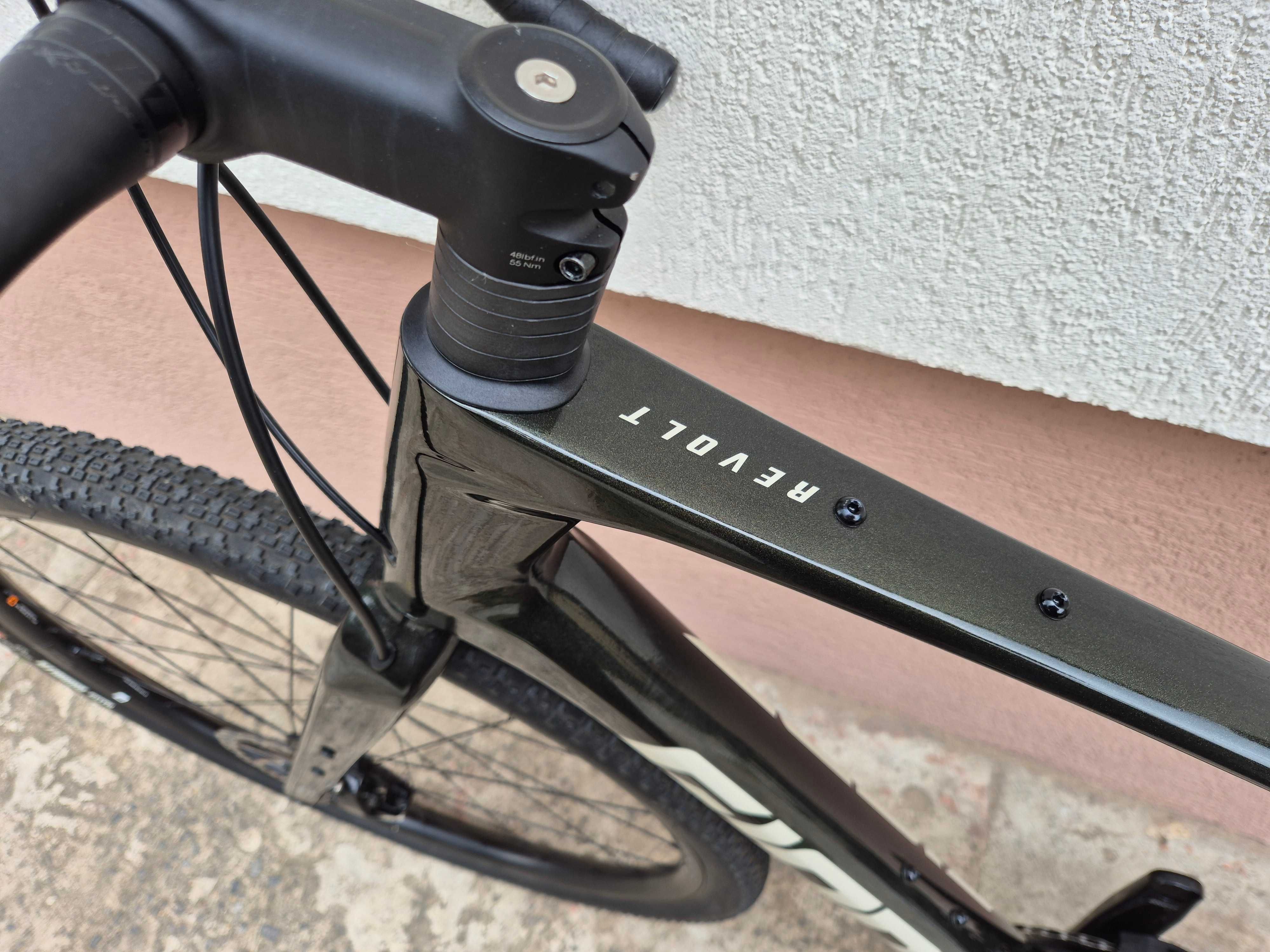 Gravel Giant Revolt Advanced 1 Etap, Sram Rival AXS 1x12