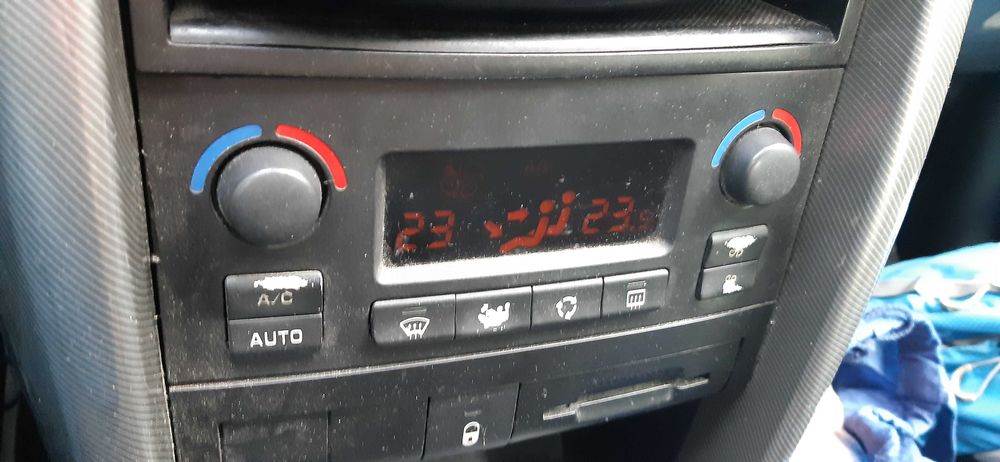 Sprzedam Peugeot 207