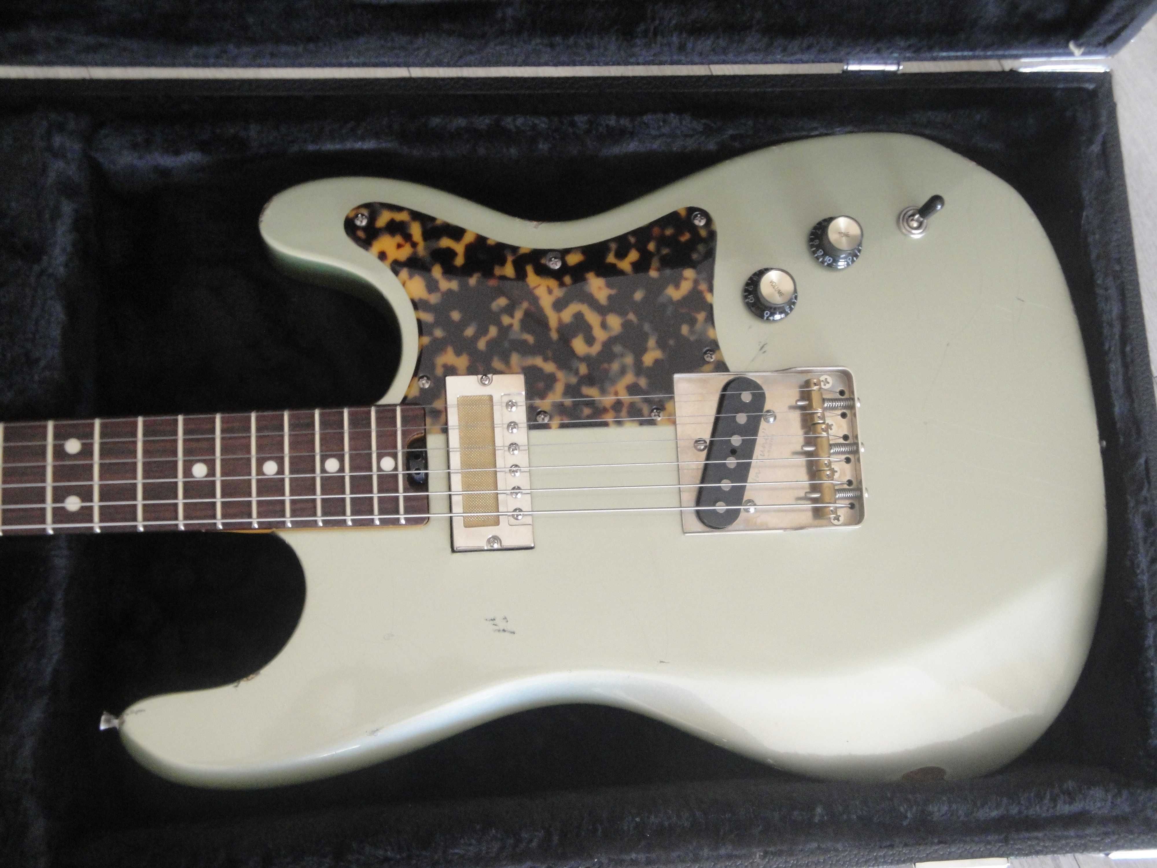 Guitarra Kithara Harland - Sage Green NOVA!