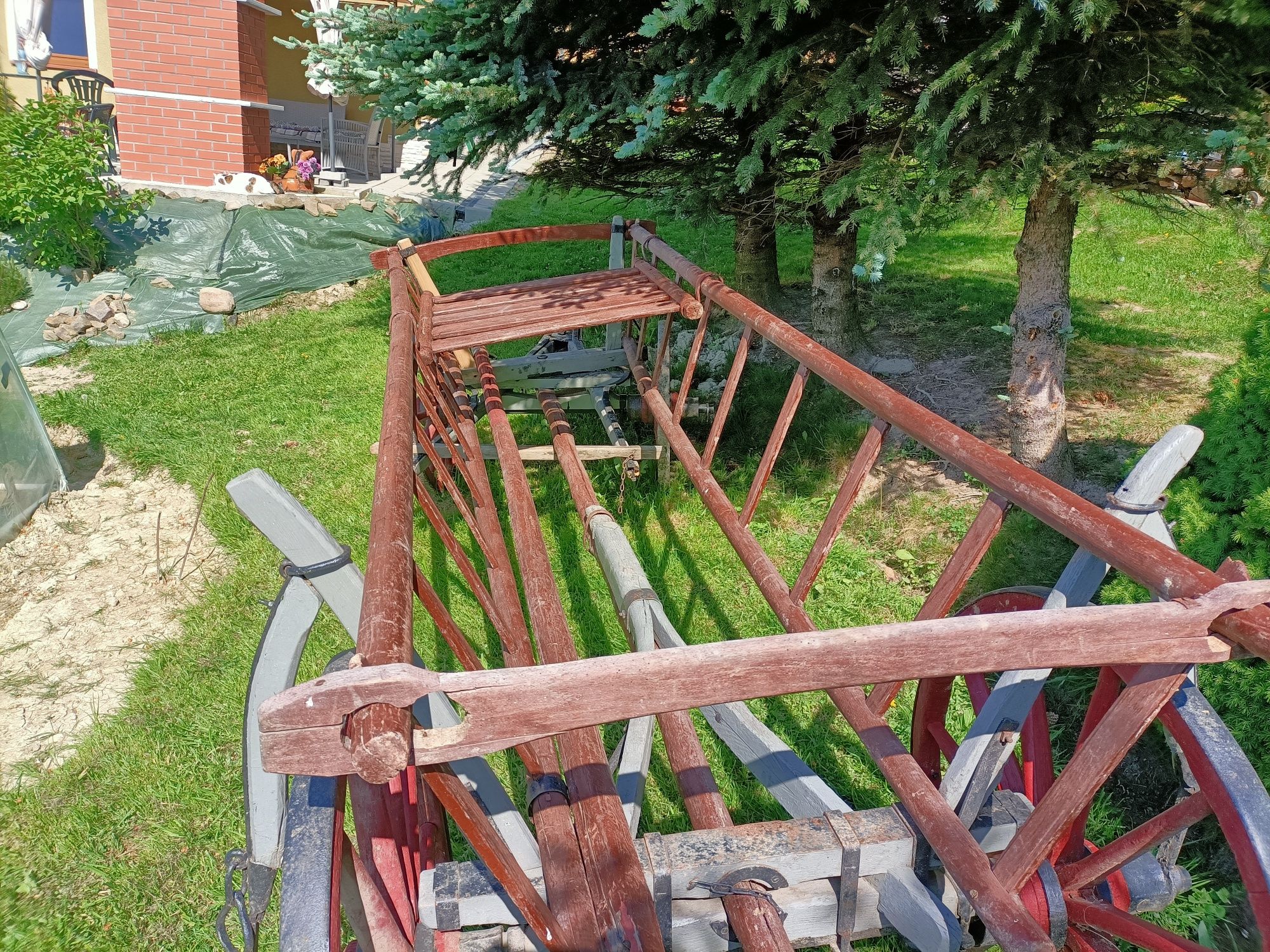 Wóz konny drewiany