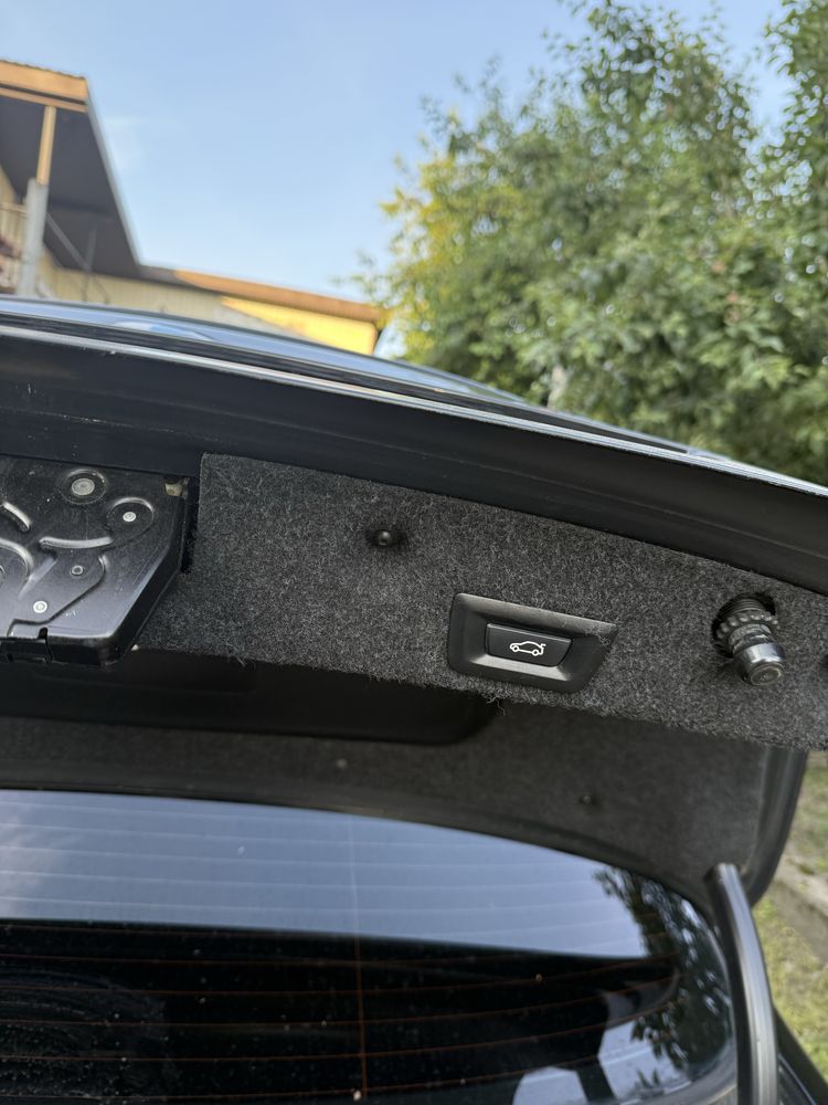 Продам БМВ F10 520d