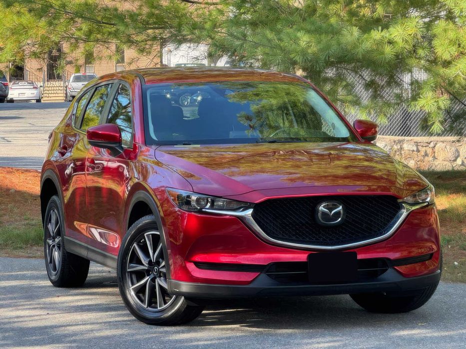 Mazda CX-5 Touring      2018