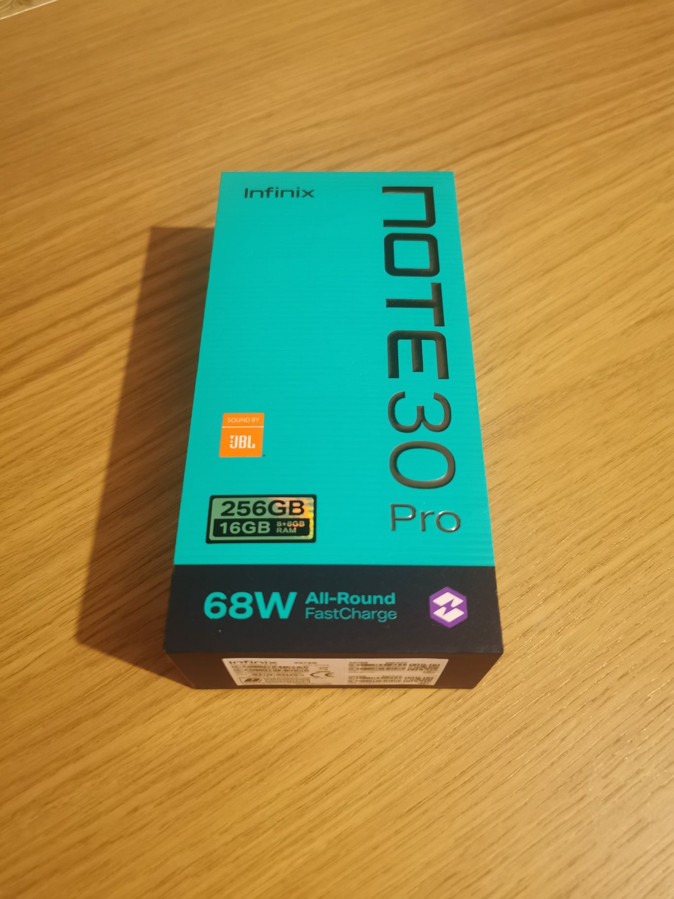 Infinix Noute 30 Pro 8RAM 256 GB