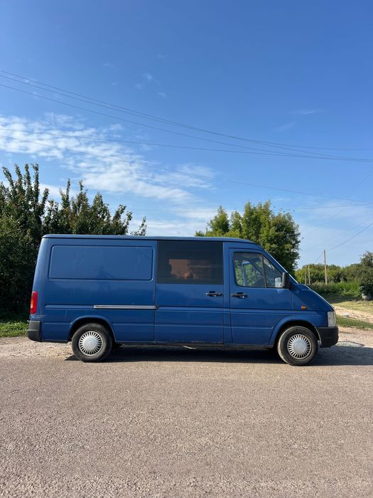 Продам VW LT – сімейний бус, легко переобладнати