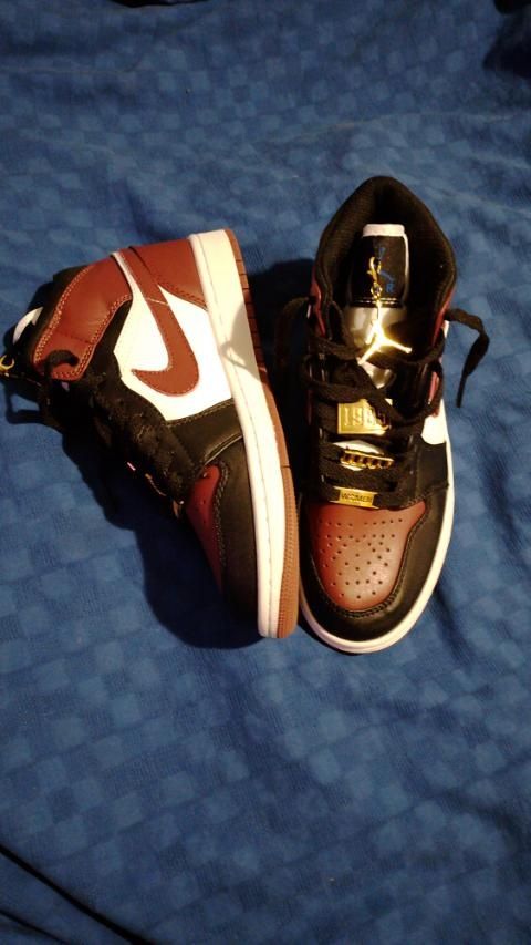 Кроссовки Nike Air Jordan бордо 38р стелька 25 см