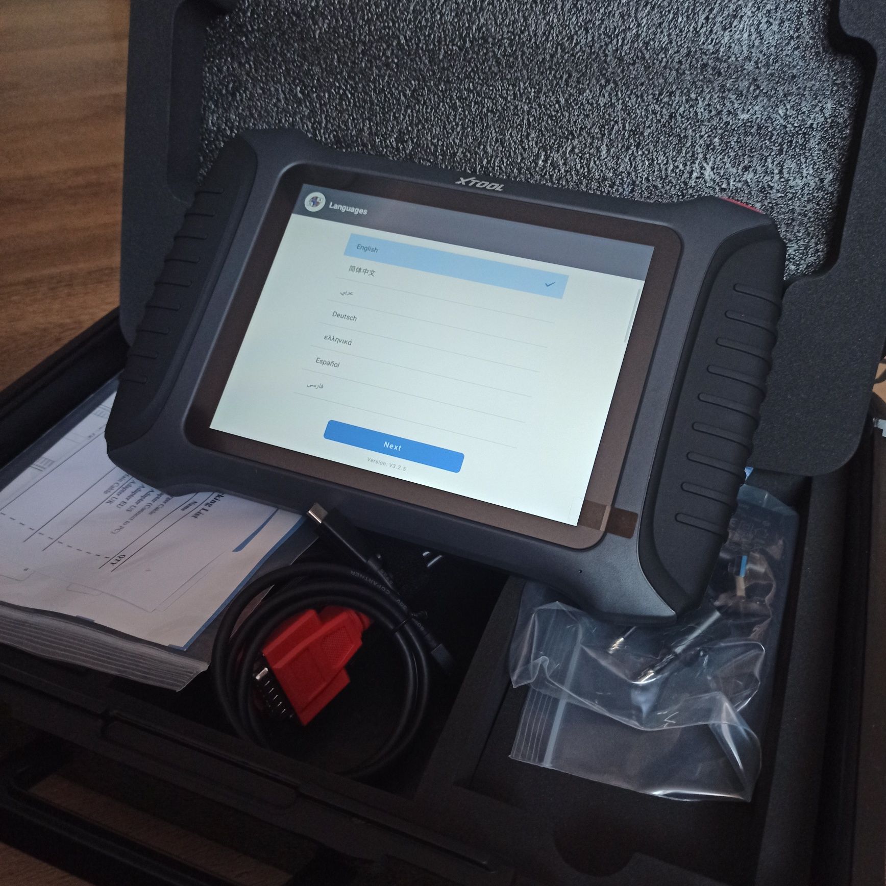 Komputer diagnostyczny Xtool IP900 tester skaner