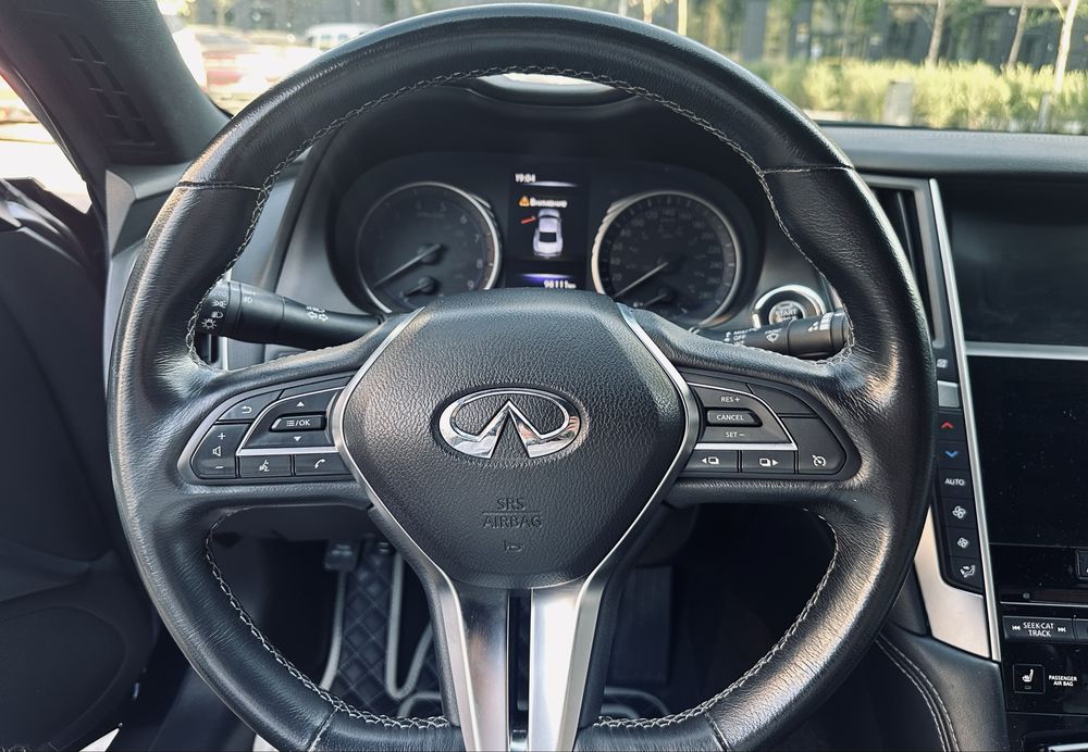 INFINITI Q60 AWD 3.0t 2018 року