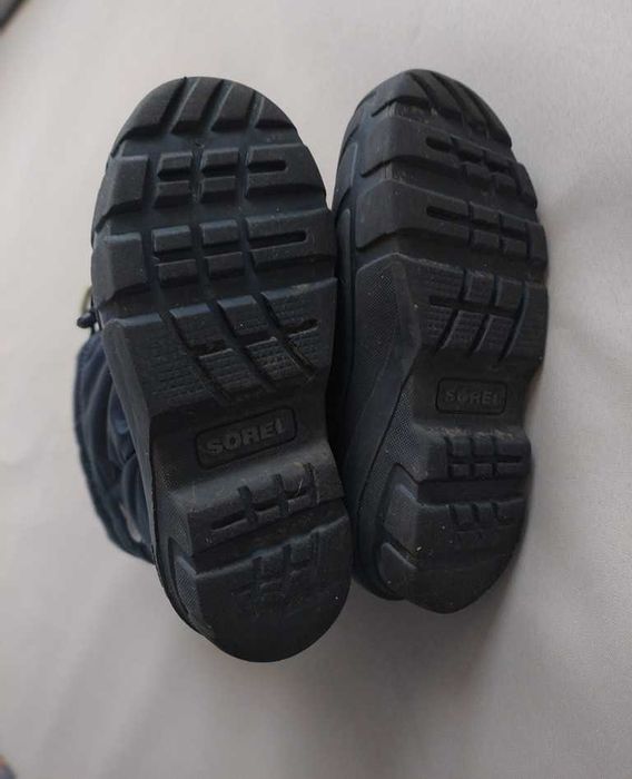Buty śniegowce Sorel ciepłe czarne 32 wkładka 19 cm świetny stan