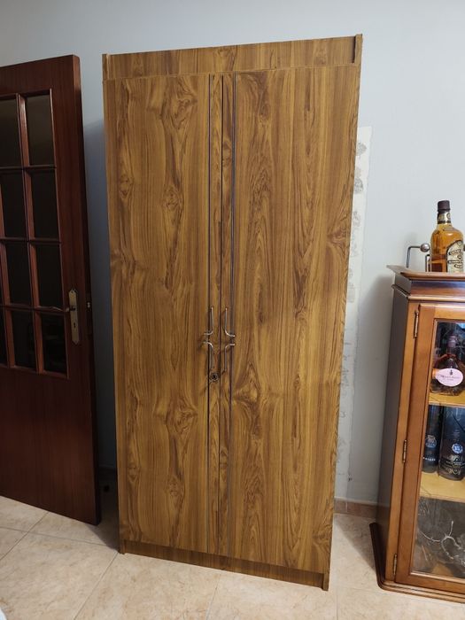 Roupeiro usado mas em bom estado