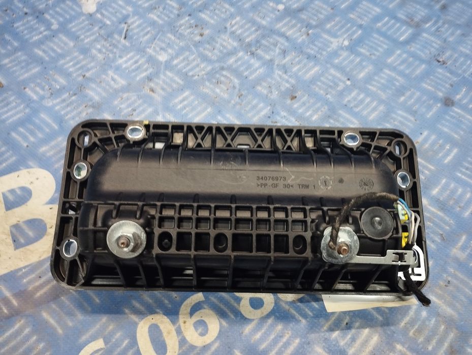 Подушка безпеки пасажира (в торпедо) Porsche Cayenne 958  Порш Каєн