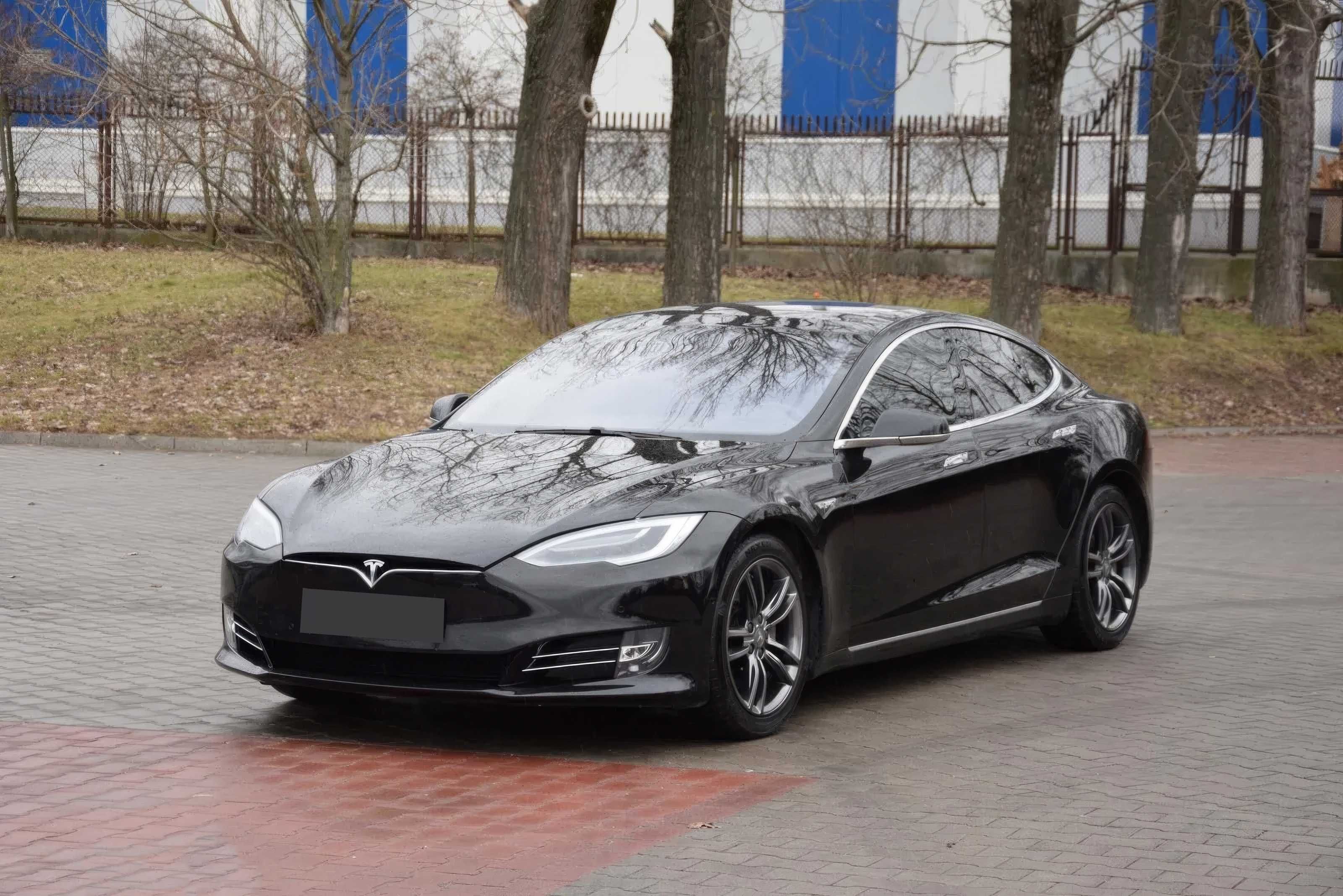 2016 Tesla Model S Long Range Plus