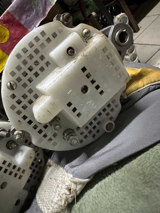 Электрогенератор 12 Вт.  НОВЫЙ  СССР