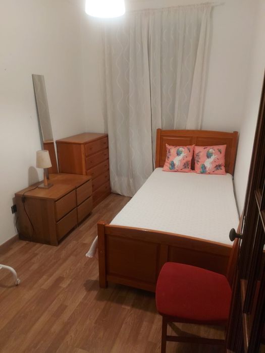 Quarto na amadora