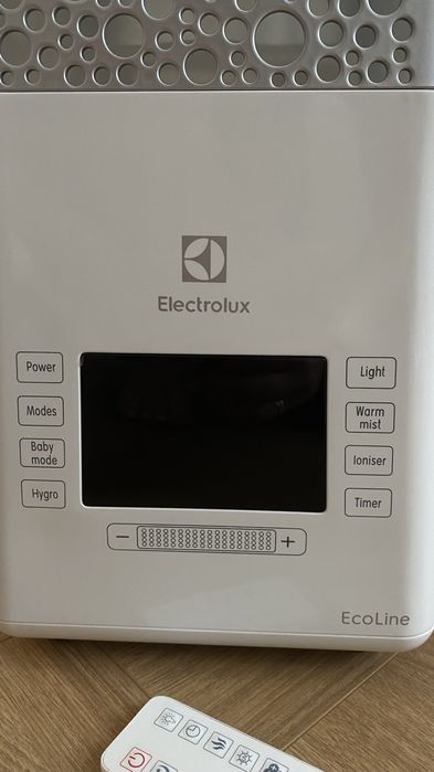 Зволожувач повітря Electrolux EHU-3715D