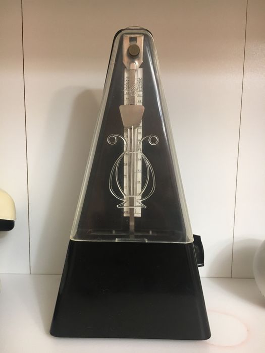 Метроном( ретро СССР )