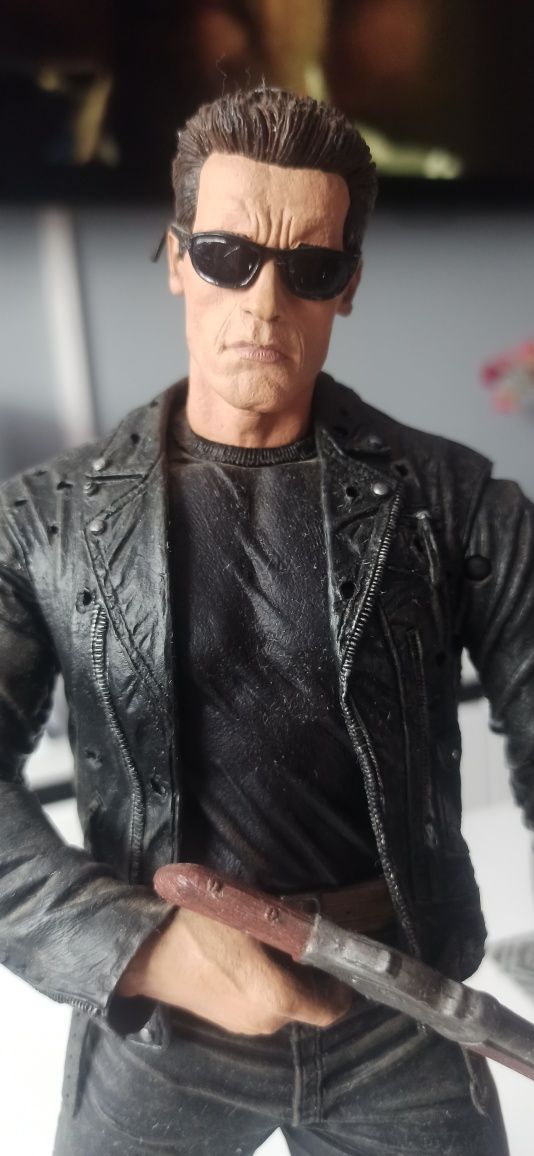 NECA/Reel Toys 1/6 T-800 Terminator 2 Judgment Day