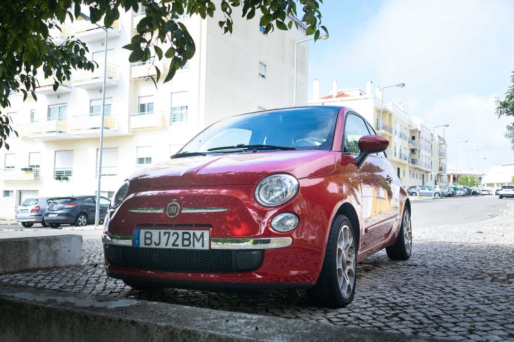 Vendo Fiat 500 1.2 a gasolina em excelente estado