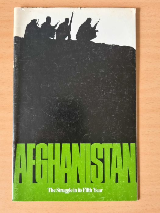 Livro "Afghanistan - The Struggle in its Fifth Year"