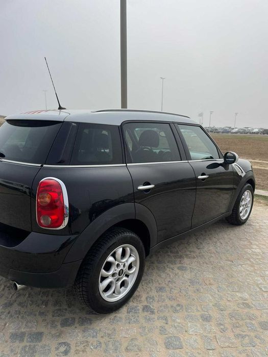 Mini Countryman 1.6 Cooper D  112 CV (2011)