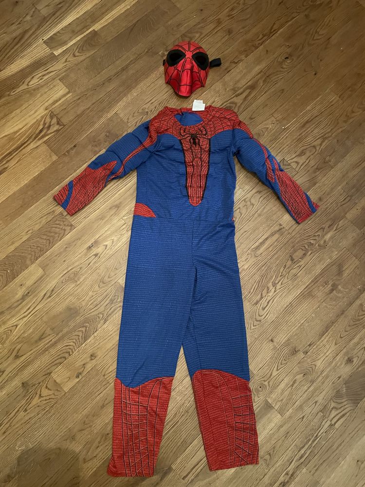 Przebranie Spiderman 128 cm maska wypukłe mięśnie
