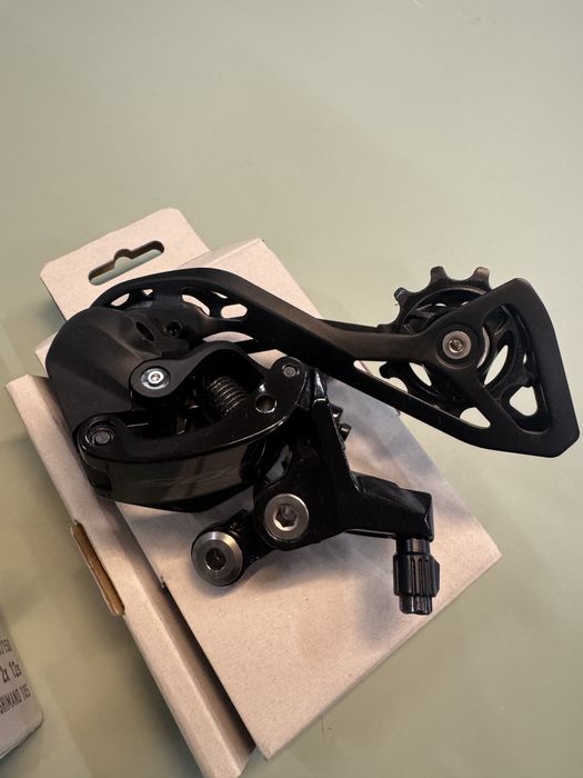 Shimano 105 Przerzutka Przód Tył. 105 FD-R7100, 105 RD-R7100