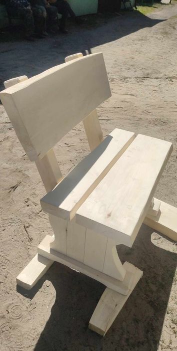 Meble ogrodowe drewniane