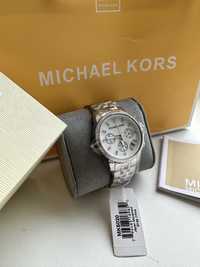 Часи Michael Kors MK5057