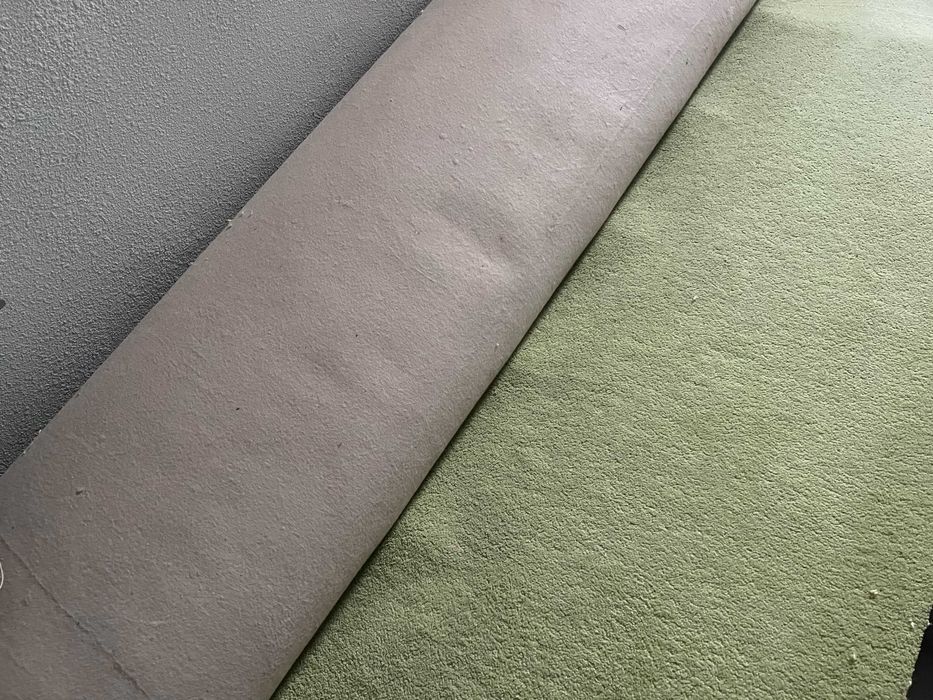 Продам ковролін (килимове покриття)