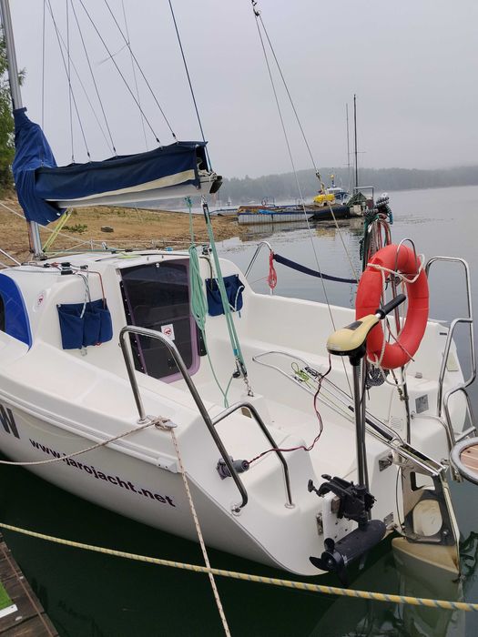 Jacht żaglowy Saturn 21