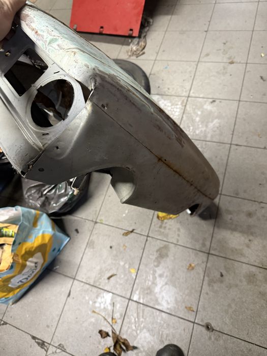 Azak auto autko samochod zabawka