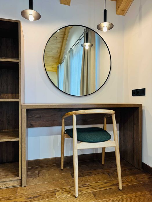 Продаж чотирьох котеджів (таунхауси), с.Поляниця(478 м.кв.)без комісії