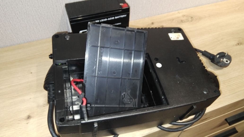 Mustek UPS ДБЖ ИБП 650va. 390 w. 220v. Модернізован!