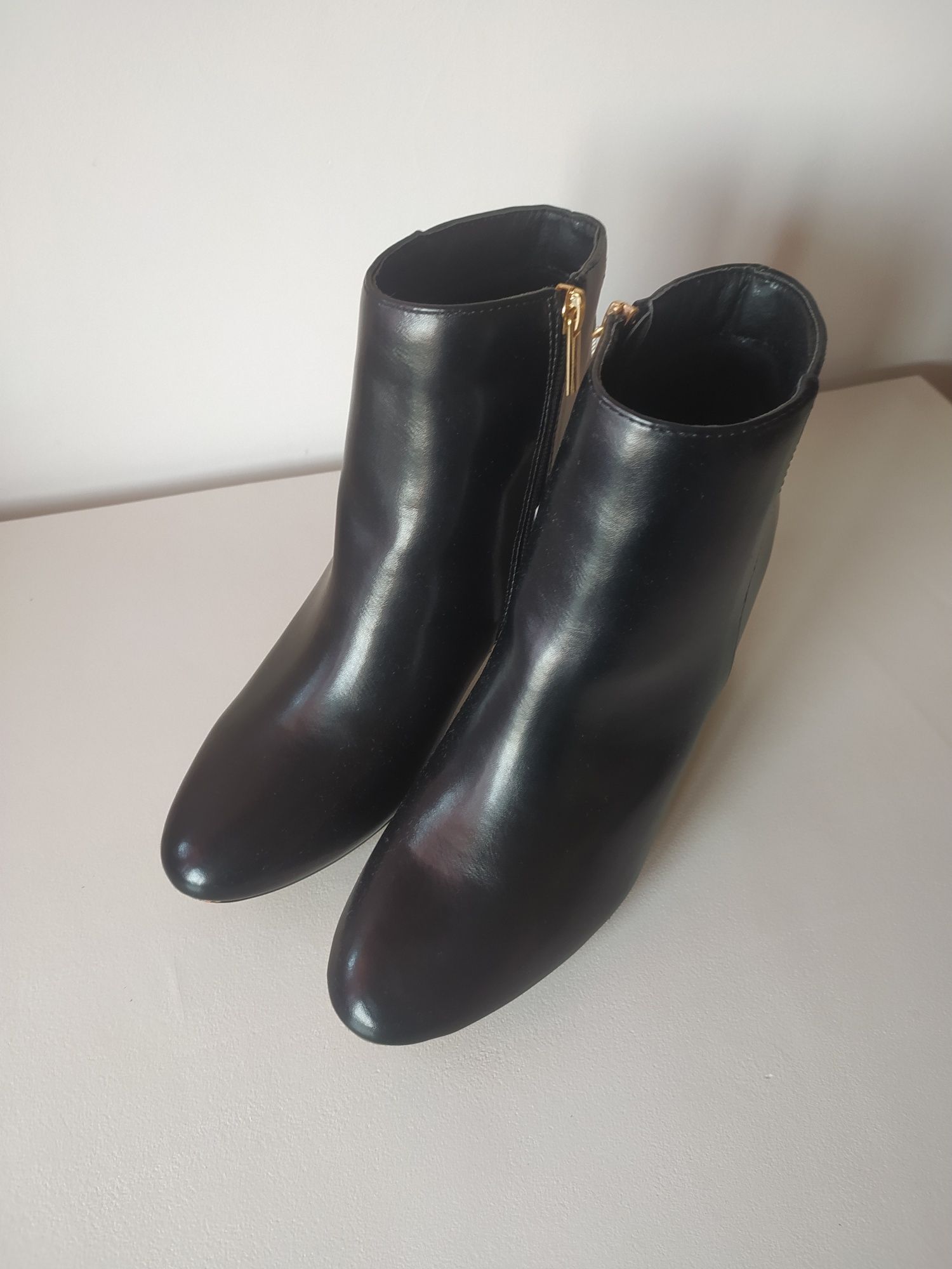 Botas Sfera novas