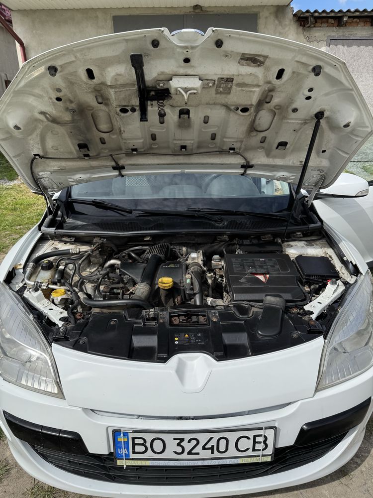 Renault Megane 3 2012 року механіка