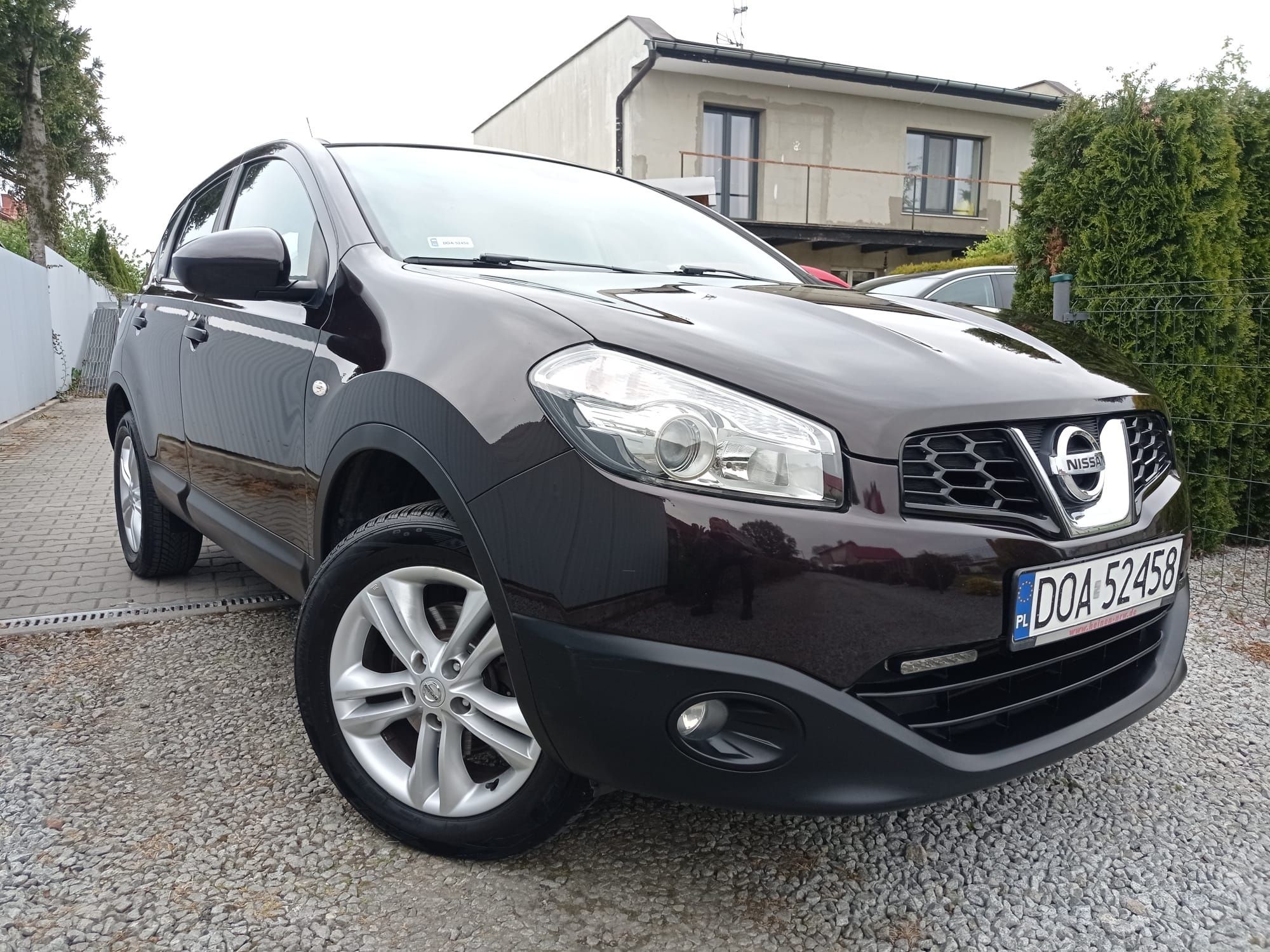 Nissan Qashqai 2011 przebieg tylko 140tyś km.